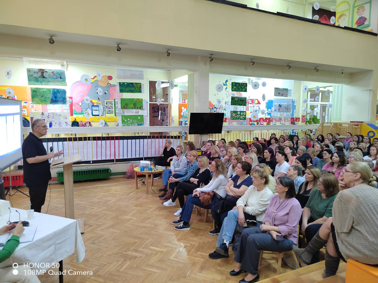 Imgauto422e35f7990706643a7d7867506a379eautov